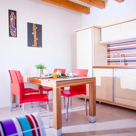 Villa Cala Paura Resort & Sea Experience *