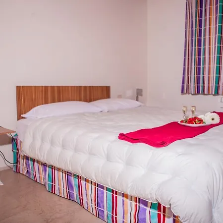 Villa Cala Paura Resort & Sea Experience *